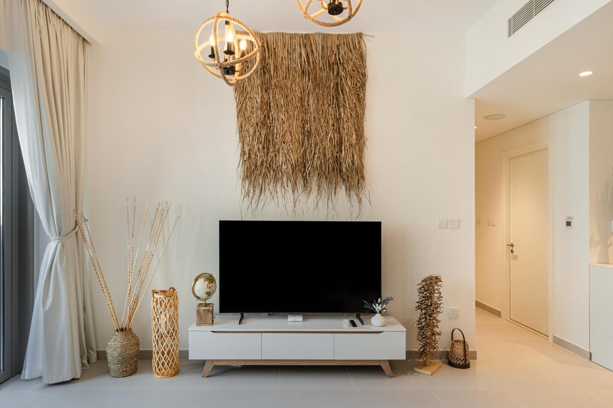 Apartment Creek Dubai